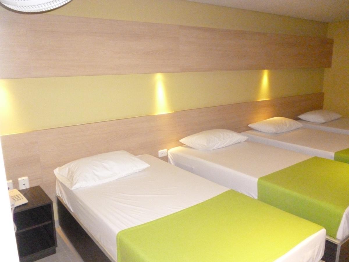 Hotel 56 Avenue Plaza Barranquilla  Exterior photo
